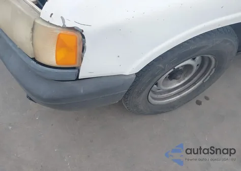 2000 Isuzu Hombre Xs z USA, uszkodzony, nr VIN 1GGCS1442Y8702472